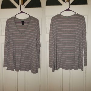Rue21 Striped Long Sleeve V-Neck Top